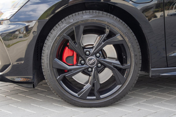 Audi A3 Sportback 45 TFSIe Sline Competition PANO CAMERA ACC SFEER