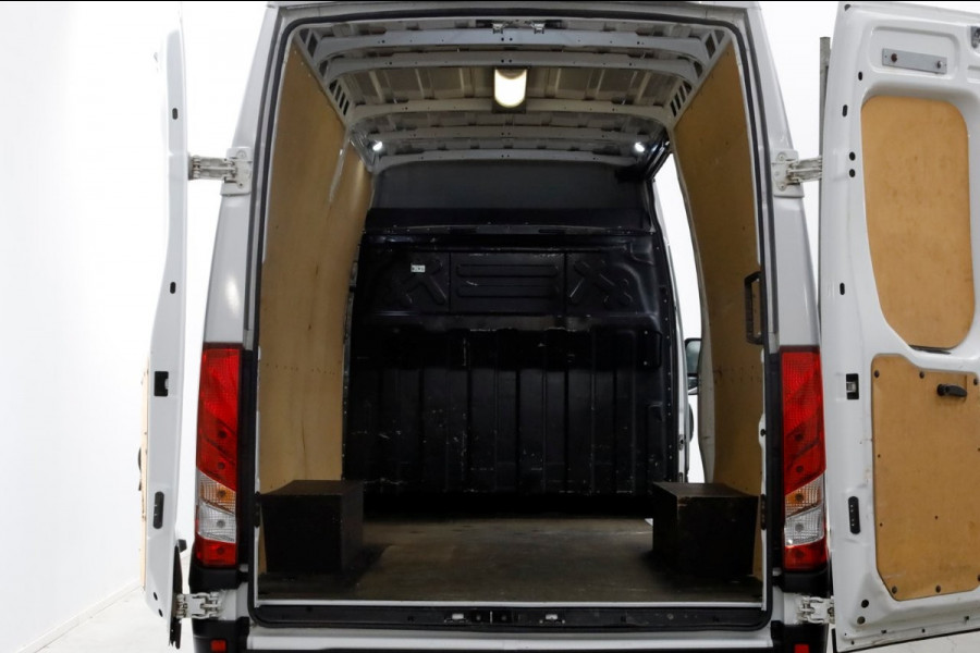 Iveco Daily 35S14 136pk E6 L2H2 Airco/Imperiaal/Trekgewicht 3500kg 08-2018