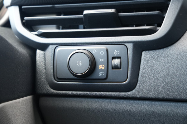Ford Transit Custom 320 2.0 TDCI L1H1 Trend 170pk - 2x Schuif - Camera - Stoelverwarming - Carplay - LED - Rijklaar