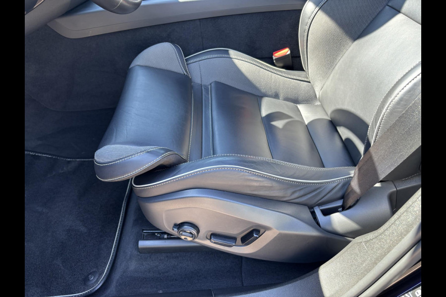 Volvo XC60 2.0 Recharge T8 AWD Business Pro 390pk Adaptieve Cruise | Open dak | Lederen Bekleding | Memory Stoel | Elektrische Achterklep