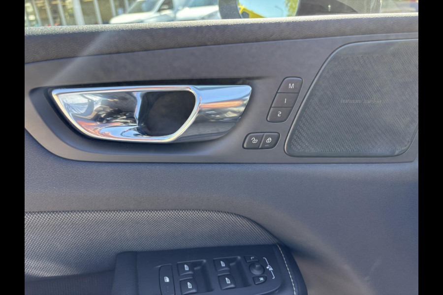 Volvo XC60 2.0 Recharge T8 AWD Business Pro 390pk Adaptieve Cruise | Open dak | Lederen Bekleding | Memory Stoel | Elektrische Achterklep