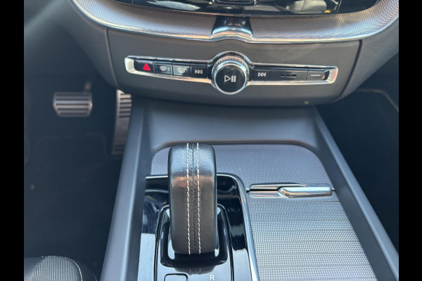 Volvo XC60 2.0 Recharge T8 AWD Business Pro 390pk Adaptieve Cruise | Open dak | Lederen Bekleding | Memory Stoel | Elektrische Achterklep