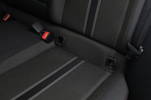Volkswagen T-Roc 1.0 TSI Style, Adap. Cruise Control, Climate Control, Trekhaak