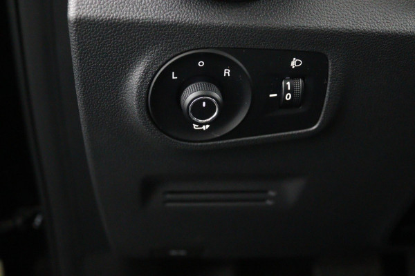 MG Mg Zs EV Luxury 45 kWh*PANO*ECC*CAMERA*ACC*CARP