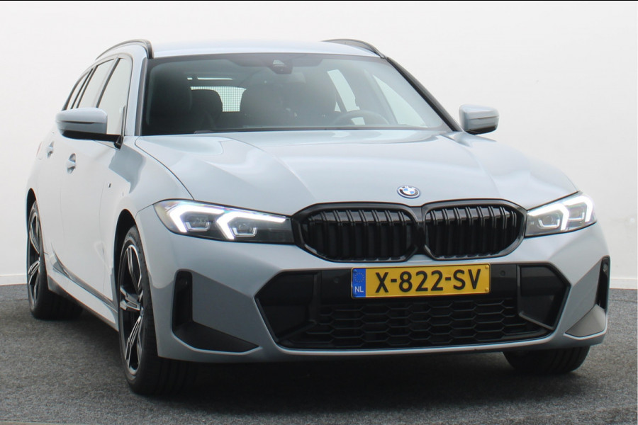 BMW 3 Serie Touring 320e M Sport Leder/Alcantara, Virtual Cockpit, LED, Elek. trekhaak, Apple Carplay, 18"