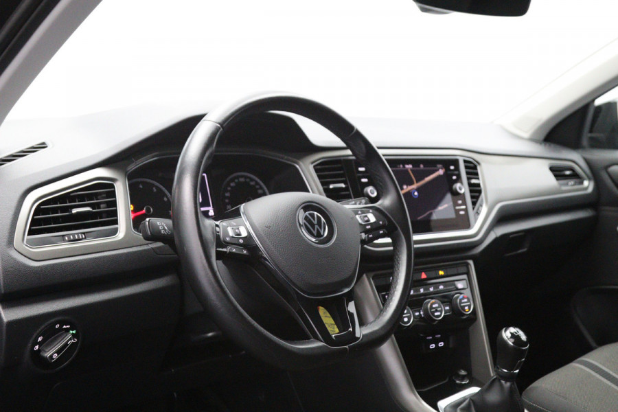 Volkswagen T-Roc 1.0 TSI Style, Adap. Cruise Control, Climate Control, Trekhaak