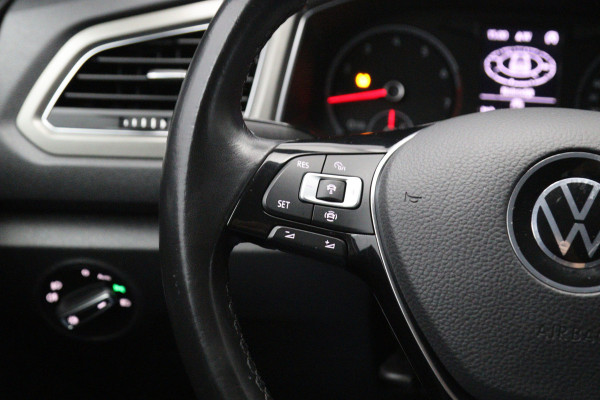 Volkswagen T-Roc 1.0 TSI Style, Adap. Cruise Control, Climate Control, Trekhaak