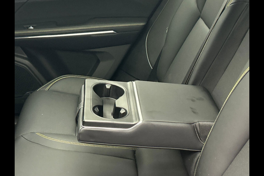 Lynk & Co 01 1.5 Core More Leder | Pano | Stoel+Stuurwielverwarming | Keyless