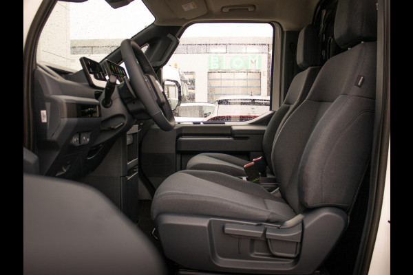 Kia PV5 L2H1 Plus 51.5 kWh | Navi | PDC | Camera | Clima | Adapt. Cruise | Stoel/stuurverwarming |
