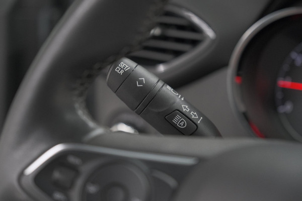 Opel Crossland 1.2 Turbo 100 Elegance | Camera | Apple Carplay | Parkeersensoren | Navigatie
