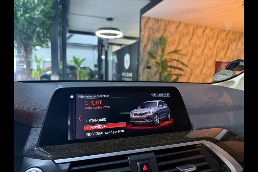 BMW X3 BMW X3 xDrive20i Executive | Luxury Line | Beige Leder | Pano | 360° Camera | Keyless | Dealer onderhouden | Rijklaar