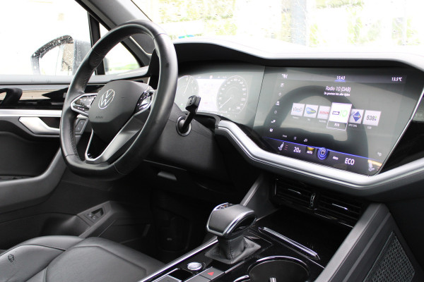 Volkswagen Touareg 3.0 TSi eHybrid Elegance | Luchtvering | Trekhaak | Memory | Head-Up | Panoramadak