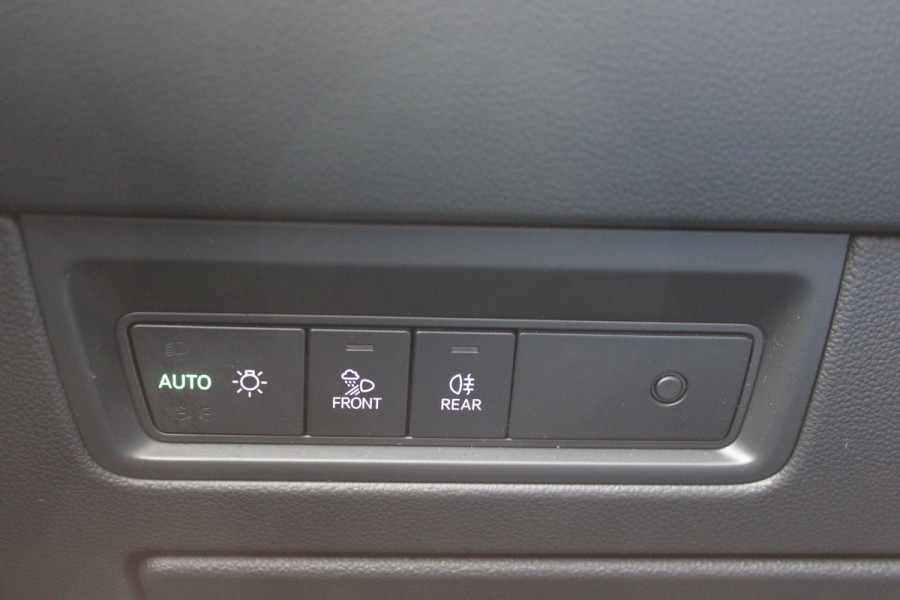 Volkswagen Touareg 3.0 TSi eHybrid Elegance | Luchtvering | Trekhaak | Memory | Head-Up | Panoramadak