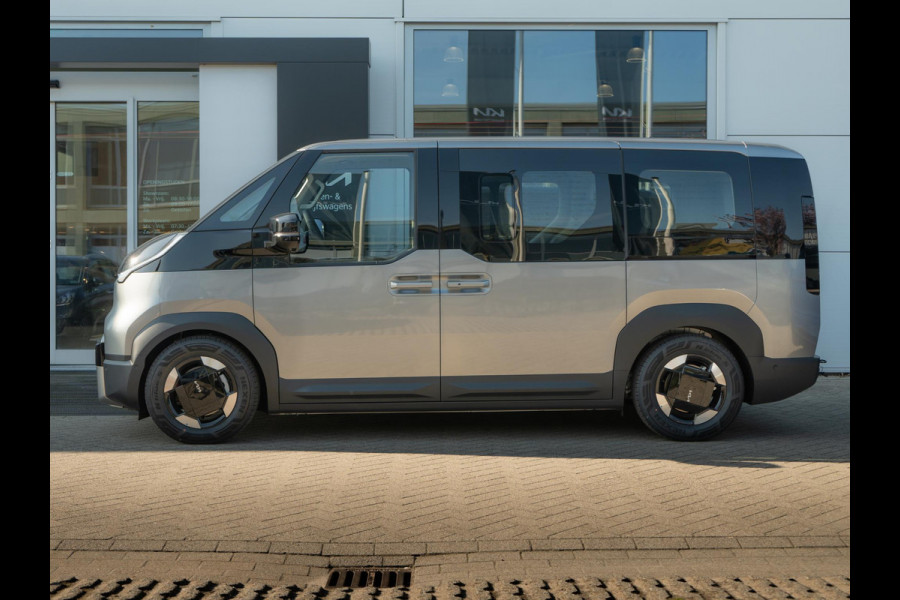 Kia PV5 Passenger Elite 71.2 kWh | Dubbele schuifdeur | PDC | 360 Graden Camera | Clima | Adapt. Cruise | BSM | Midden Airbag | 16" | Stoelverwarming & ventilatie | V2L