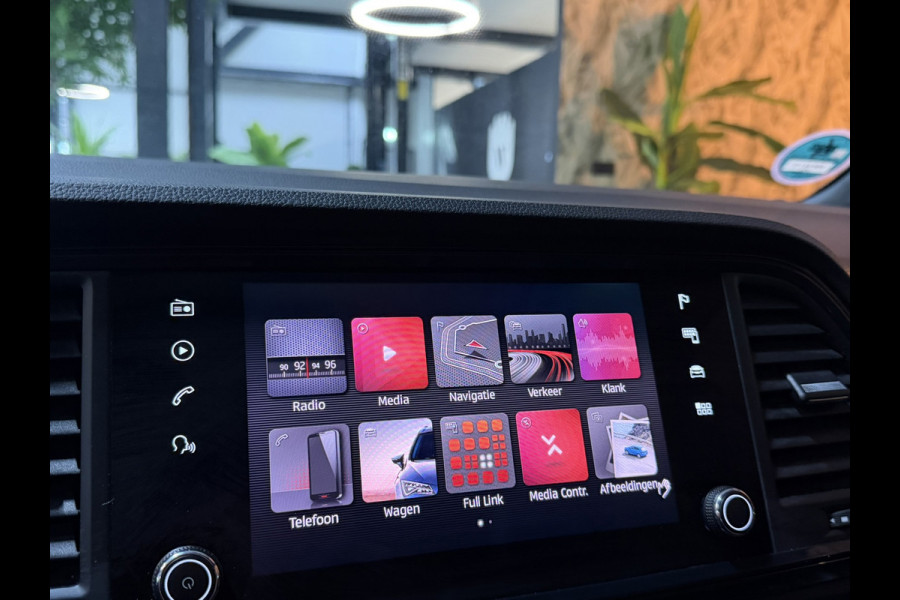 CUPRA Ateca 2.0 TSI 4DRIVE | 300 PK | Automaat | Pano | BEATS Audio | Trekhaak | Alcantara | Dealer onderhouden | Rijklaar