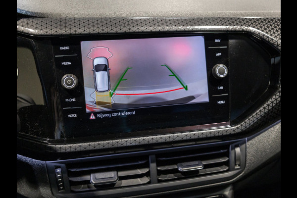 Volkswagen T-Cross 1.5 TSI Style / 150pk / Achteruitrijcamera / Apple Carplay