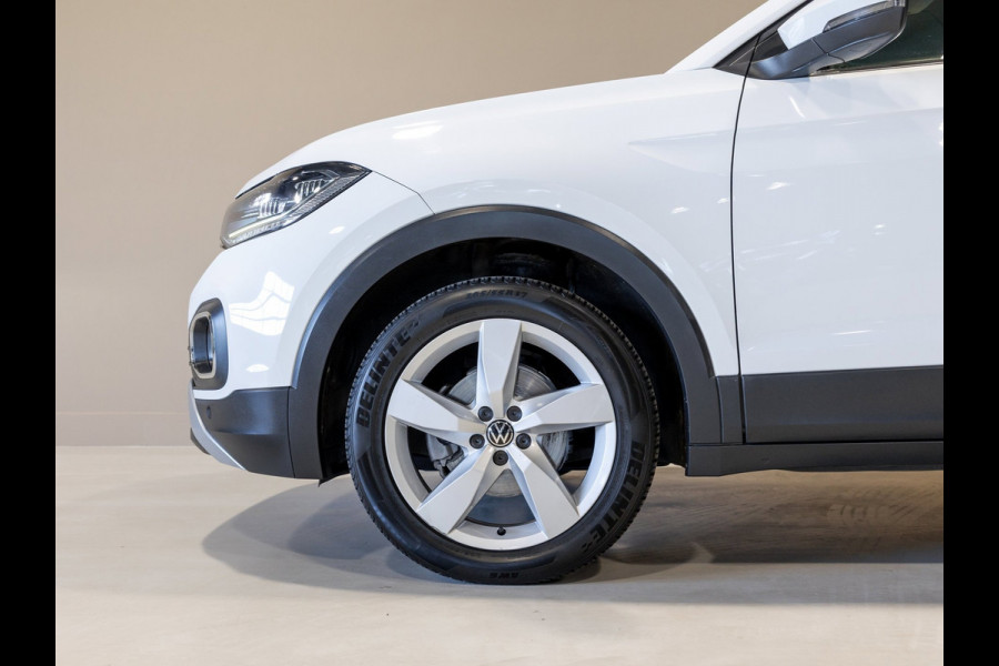 Volkswagen T-Cross 1.5 TSI Style / 150pk / Achteruitrijcamera / Apple Carplay