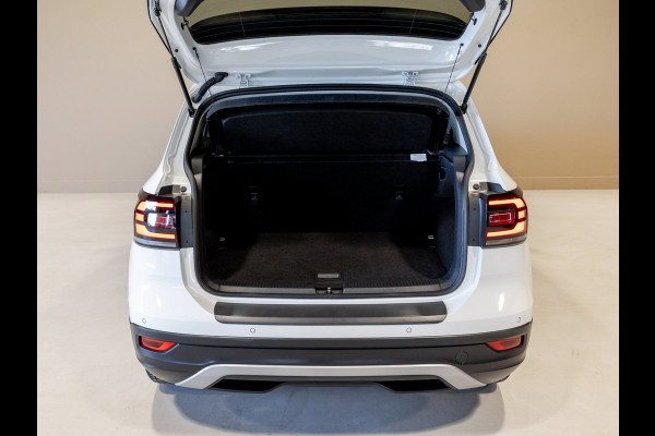 Volkswagen T-Cross 1.5 TSI Style / 150pk / Achteruitrijcamera / Apple Carplay
