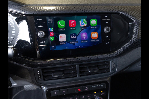 Volkswagen T-Cross 1.5 TSI Style / 150pk / Achteruitrijcamera / Apple Carplay