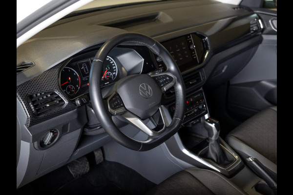 Volkswagen T-Cross 1.5 TSI Style / 150pk / Achteruitrijcamera / Apple Carplay