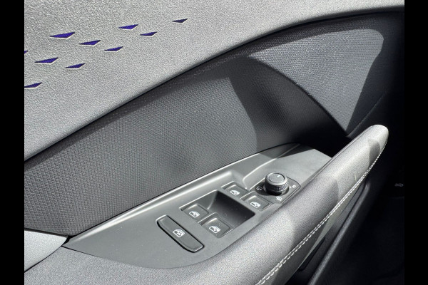 CUPRA Terramar 1.5 TSIe 150PK BUSINESS HEAD-UP/NAVI/CAMERA/LEDER MATRIX FABRIEKS GARANTIE