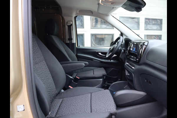 Mercedes-Benz eVito 112 66 kWh SoH 98,9 % L2 Lang PRO - LED - Navi - Snelladen