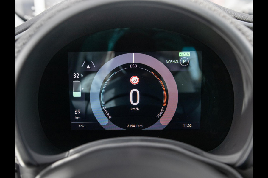 Fiat 500E La Prima 42 kWh | Clima | Leder | 17" | Winter Pack | Apple Carplay | BSM |
