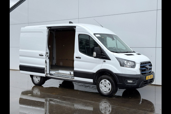 Ford E-Transit 68kWh 184PK L2H2 316km WLTP 95,4% (SOH) Climate Control Cruise Control CarPlay Navigatie Parkeersensoren v+a