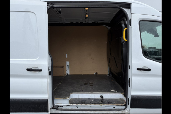 Ford E-Transit 68kWh 184PK L2H2 316km WLTP 95,4% (SOH) Climate Control Cruise Control CarPlay Navigatie Parkeersensoren v+a