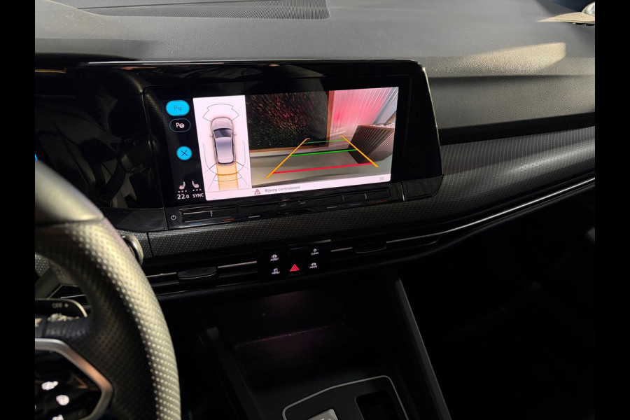 Volkswagen Golf 1.5 eTSI 3x R-Line|Pano|ACC|Carplay|Alarm|