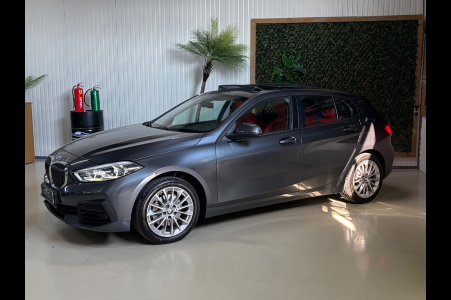 BMW 1-serie 118i High Executive|Pano|Leder|Carplay|