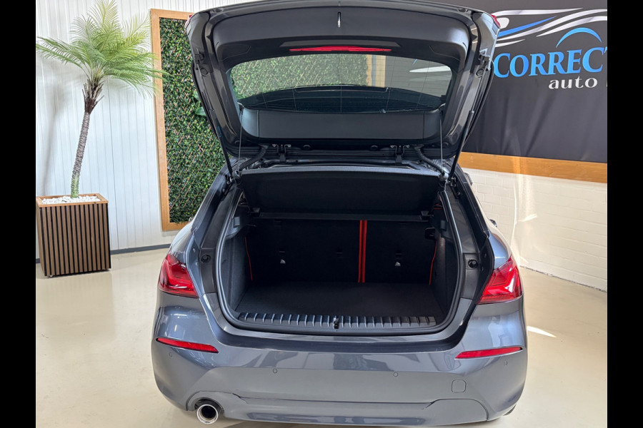 BMW 1-serie 118i High Executive|Pano|Leder|Carplay|
