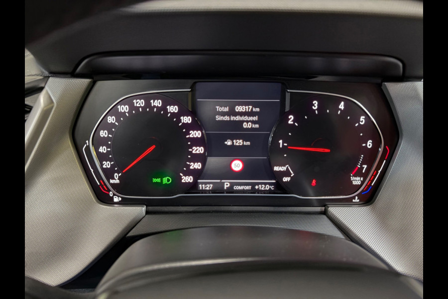BMW 1-serie 118i High Executive|Pano|Leder|Carplay|