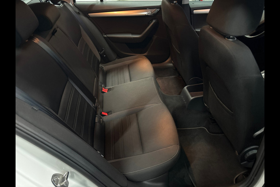 Škoda Octavia Combi 1.0 TSI Greentech Ambition Business AUTOMAAT!, Carplay, ECC