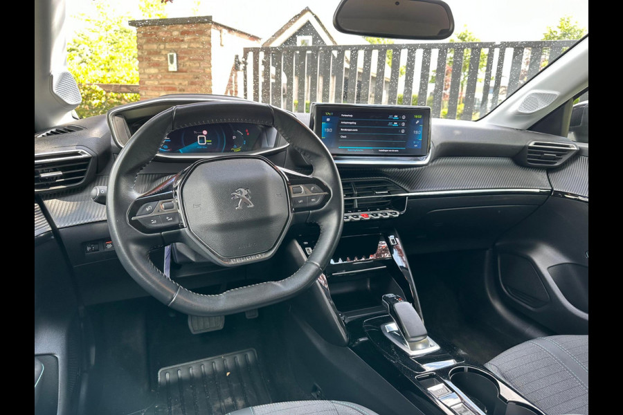 Peugeot e-208 EV Allure Pack 50 kWh | Camera | Apple Carplay | NL-Auto | 40.000 KM