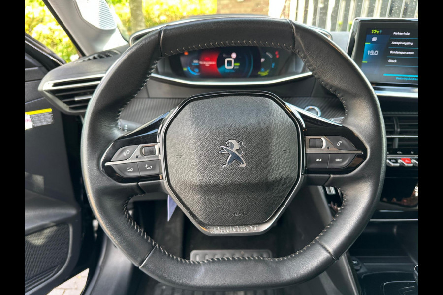 Peugeot e-208 EV Allure Pack 50 kWh | Camera | Apple Carplay | NL-Auto | 40.000 KM