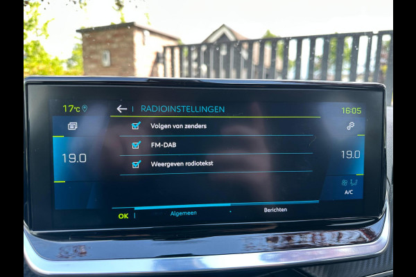 Peugeot e-208 EV Allure Pack 50 kWh | Camera | Apple Carplay | NL-Auto | 40.000 KM