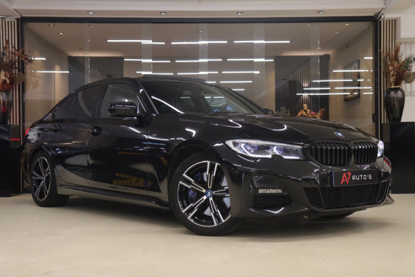 BMW 3-serie 330i High Executive M-PAKKET PANO/CARPLAY/SFEER/HK/HUD/VOL