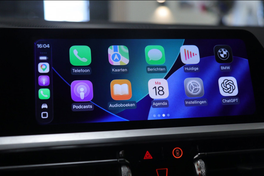 BMW 3-serie 330i High Executive M-PAKKET PANO/CARPLAY/SFEER/HK/HUD/VOL
