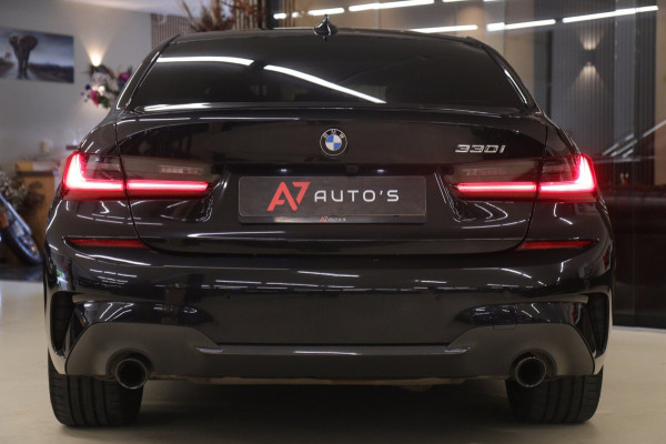 BMW 3-serie 330i High Executive M-PAKKET PANO/CARPLAY/SFEER/HK/HUD/VOL