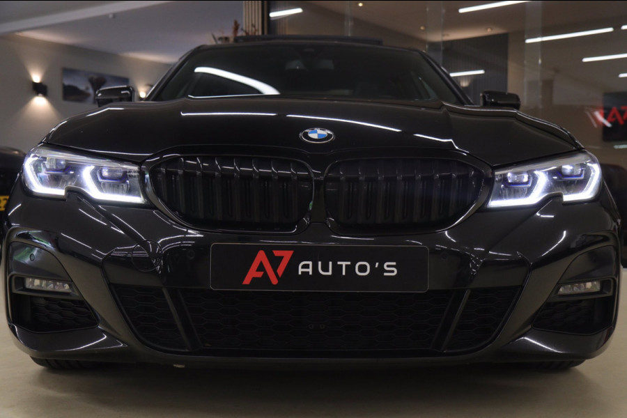 BMW 3-serie 330i High Executive M-PAKKET PANO/CARPLAY/SFEER/HK/HUD/VOL