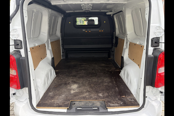 Citroën Jumpy 2.0 BlueHDI 145PK Euro6 Automaat L2 ✓ 3-zits ✓ imperiaal ✓ navigatie ✓ camera