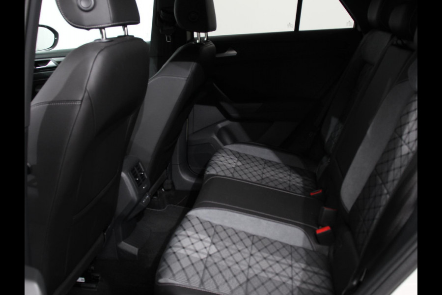 Volkswagen T-Roc 1.5 TSI DSG R-Line + IQ Drive pakket Automaat Camera Navigatie Apple Carplay/Android Auto Climate control Lichtmetalen Velgen Extra Getint Glas 18" Lichtmetalen Velgen