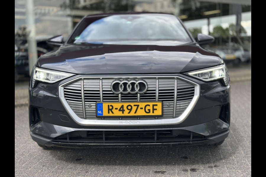 Audi e-tron 55 quattro edition 95 kWh | SOH 88,6% | Trekhaak 1800kg |  Navi | Camera | LED | Privacy Gals |