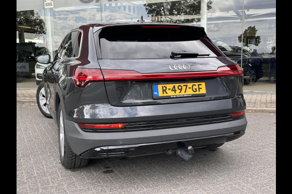 Audi e-tron 55 quattro edition 95 kWh | SOH 88,6% | Trekhaak 1800kg |  Navi | Camera | LED | Privacy Gals |