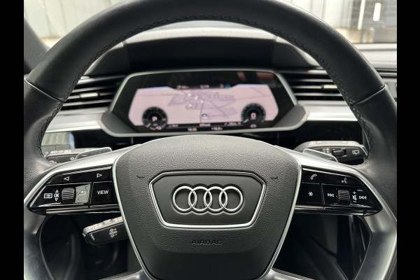 Audi e-tron 55 quattro edition 95 kWh | SOH 88,6% | Trekhaak 1800kg |  Navi | Camera | LED | Privacy Gals |