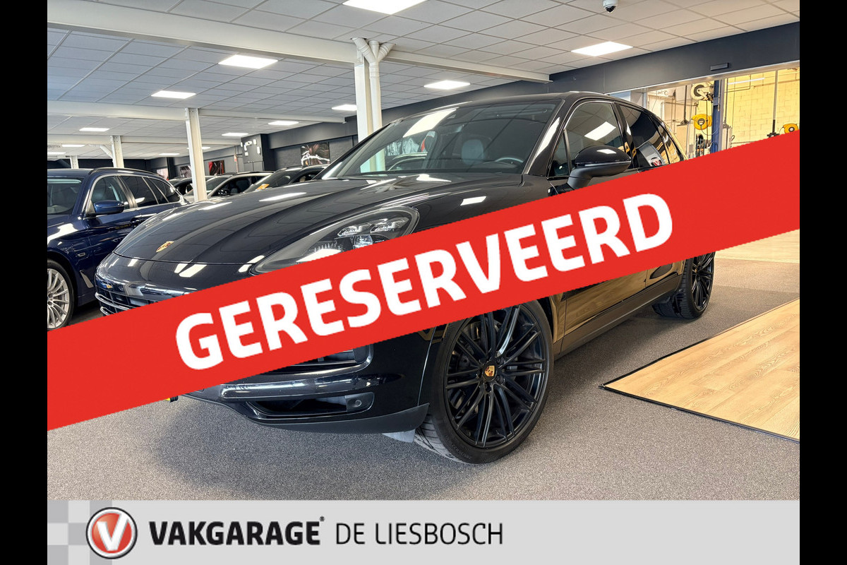 Porsche Cayenne 2.9 S / 444 pk / Pano / stoelen 14 voudig / Leder / Navigatie / Bose / camera / 22 inch