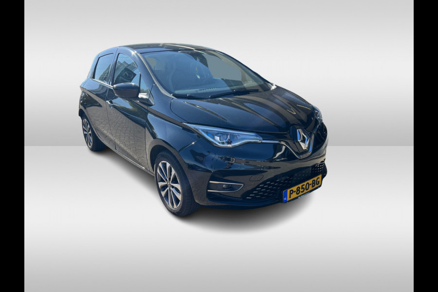 Renault ZOE R135 Intens 52 kWh / Camera / CarPlay / Warmtepomp / Keyless / 16'' / Half leder / Dodehoek / Stuur+Stoelverwarming / DAB / Cruise Control