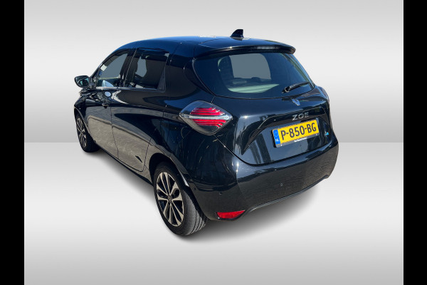 Renault ZOE R135 Intens 52 kWh / Camera / CarPlay / Warmtepomp / Keyless / 16'' / Half leder / Dodehoek / Stuur+Stoelverwarming / DAB / Cruise Control
