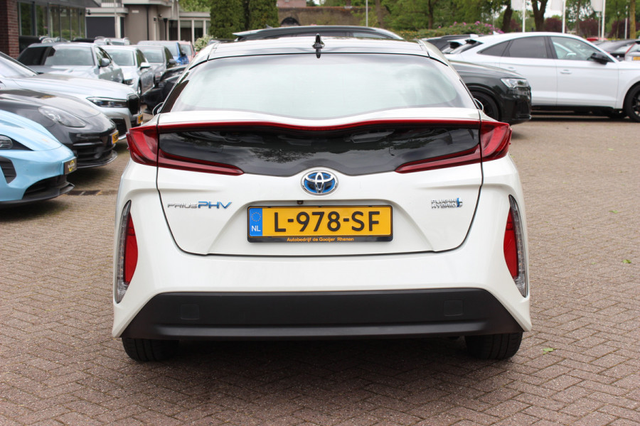 Toyota Prius 1.8 Plug-in Dynamic / Camera / Navigatie / Matrix LED / Keyless / 15'' / Zonnepaneel / Stoelverwarming / DAB / ACC